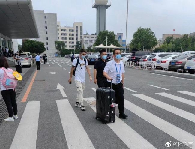 违者将追究其相关法律责任 标签： 阮经天母亲去世 ： 相关新闻 演员于朦胧坠楼身亡 杨幂、迪丽热巴等发文悼念2025-09-12 《艾米丽在巴黎》片场事故 助理导演因心脏病去世2025-08-25 时代落幕！